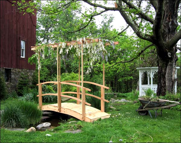 Monets Red Cedar Bridge w/ Flat Wisteria Canopy