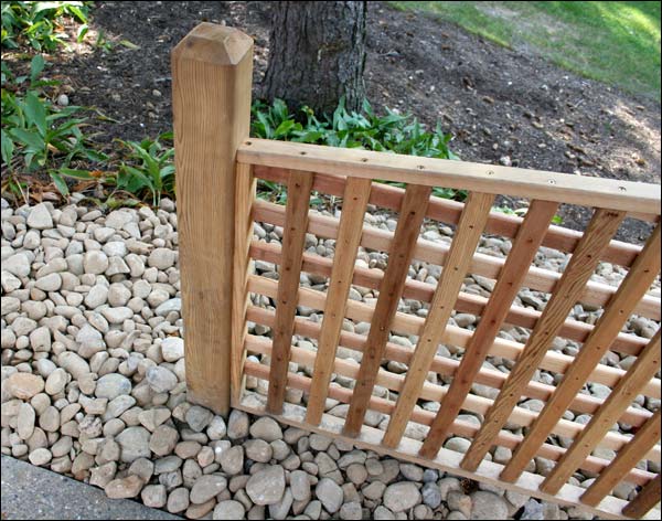 Red Cedar Lattice Corner Fencing