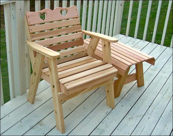 Cedar Country Hearts Patio Chair