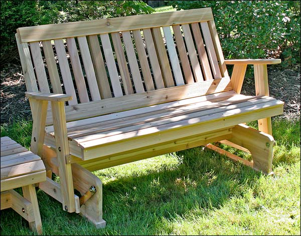 Red Cedar English Garden Glider