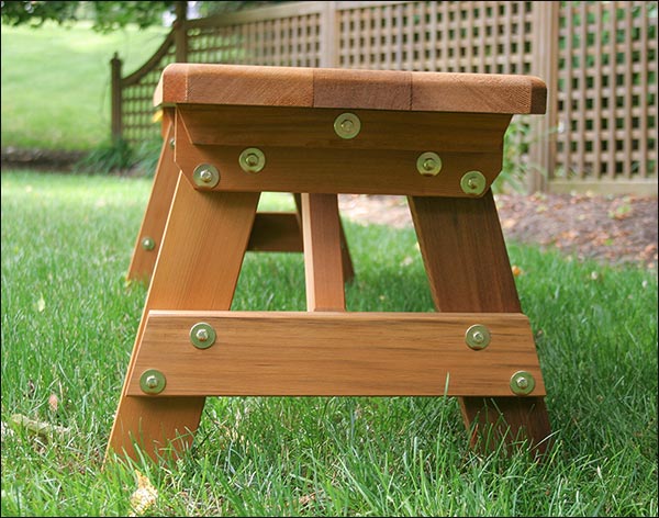 Red Cedar Traditional Bench